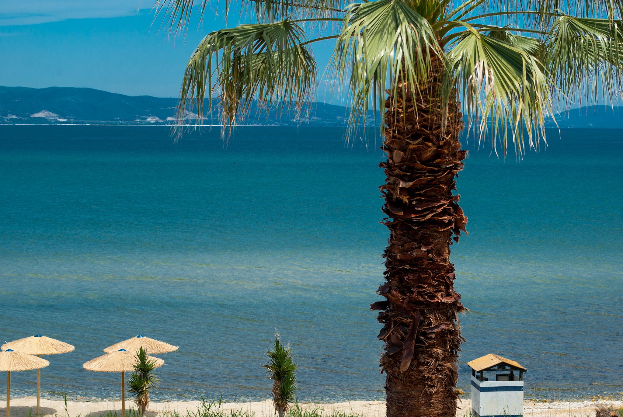 Calma Beach Hotel สตาวรอส ภายนอก รูปภาพ