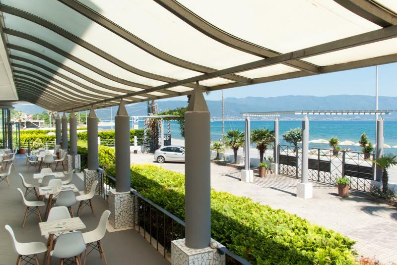 Calma Beach Hotel สตาวรอส ภายนอก รูปภาพ